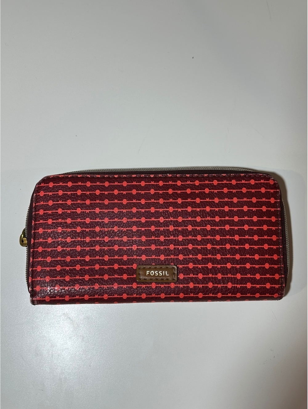 Fossil Jayda Cabernet Red Coral Pattern Zip Around Leather RFID Wallet